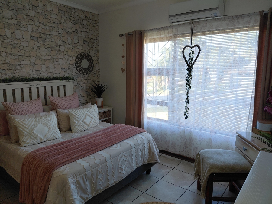 3 Bedroom Property for Sale in Strelitzia Park Eastern Cape